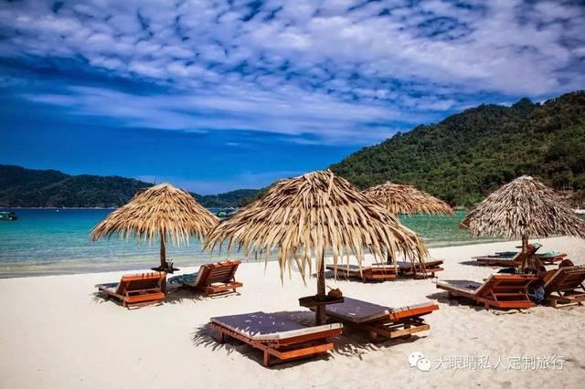 琼海举行中国海油暖心工程救助金发放仪式 49户患病妇女儿童家庭共获救助金44.9万元